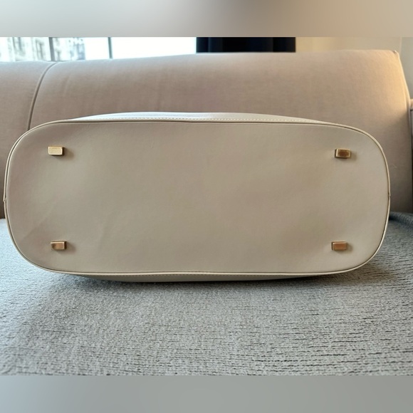 The Row Carryall 14 in Ecru leather - Picture 9 of 17